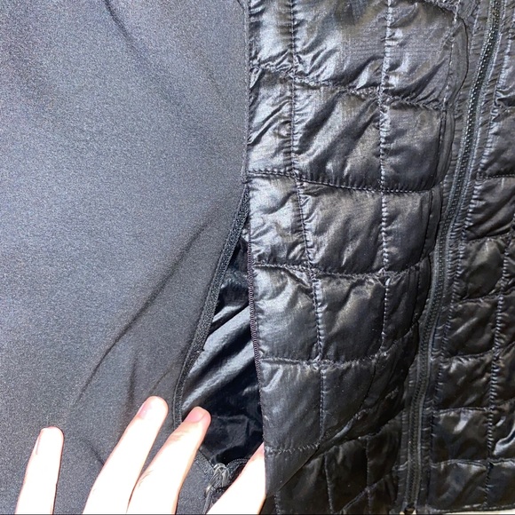 North Face Jacket - Picture 3 of 7